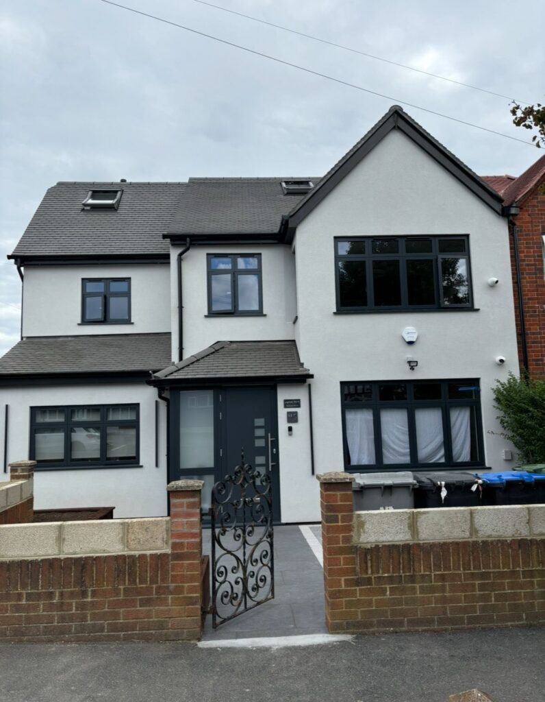 house-rendering-ewi-silicone-render-system-finished-colour-ice