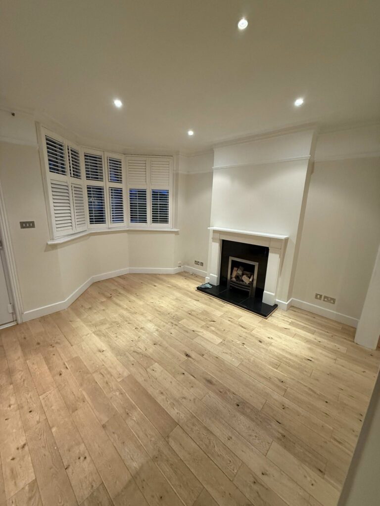 local-decorators-decorating-living-room-milton-road-london-SW14