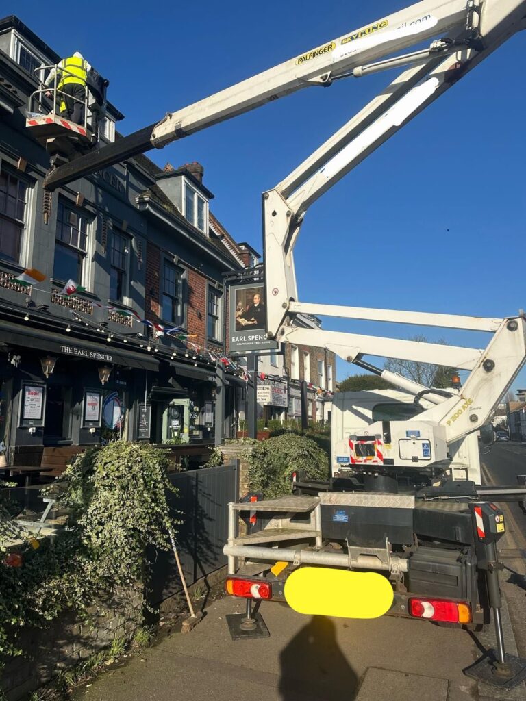 mobile-cherry-picker-service-hard-to-reach-access-requirements