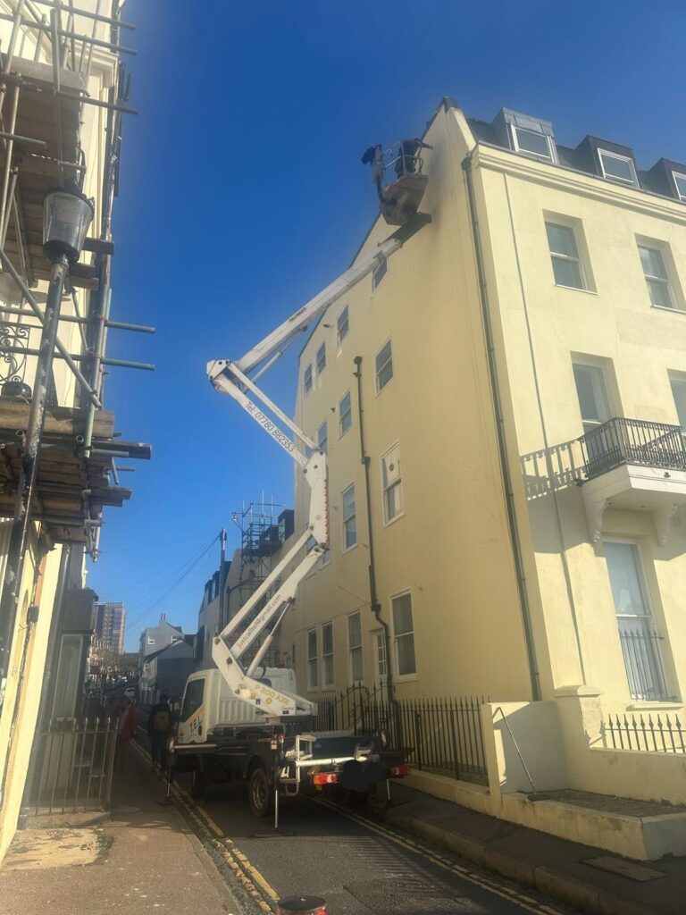 mobile-cherry-picker-service-hard-to-reach-access-requirements-london