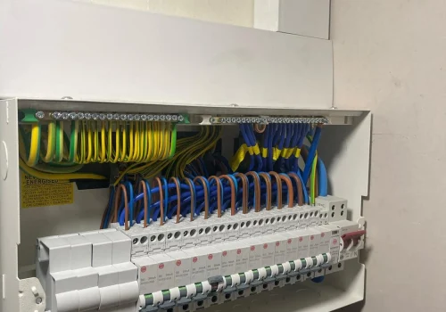 fuse-board-installation-nic-eic-approved-electrician-emergency-call-out